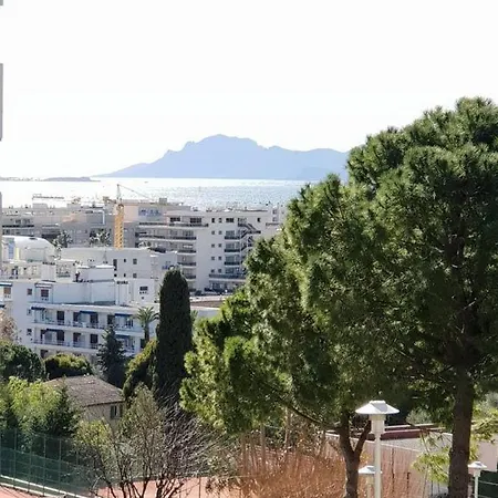 2p Neuf, Piscine, 5 Min Mer, Tennis, Wifi Parking - A Louer *